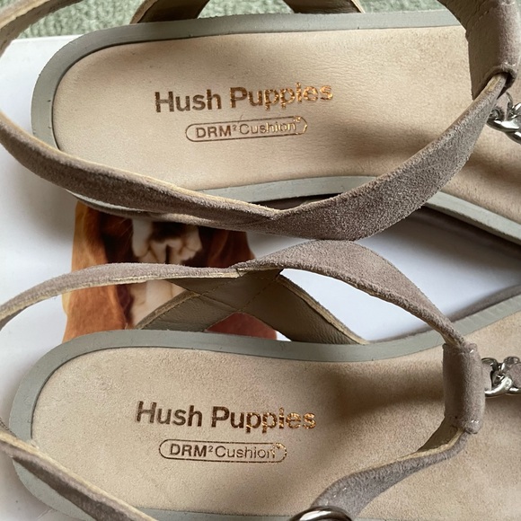 Hush Puppies Women's Chrysta Chain T Taupe Suede Sandals NEW - Picture 7 of 12